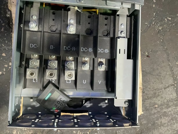Siemens #6SE6430-2UD37-5FA0, micromaster 430 variable frequency, 75 KW - Image 5