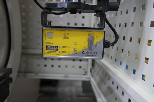220 Ton, Erma #CNC-AP, Press Brake, 13' - Image 3