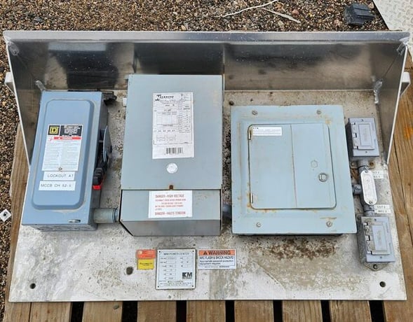 5 KVA, Metalec Sudbury, Mini Power Distribution Center, 600 Volts to 120/240 Volts, 1 phase, 60 Hz. - Image 2