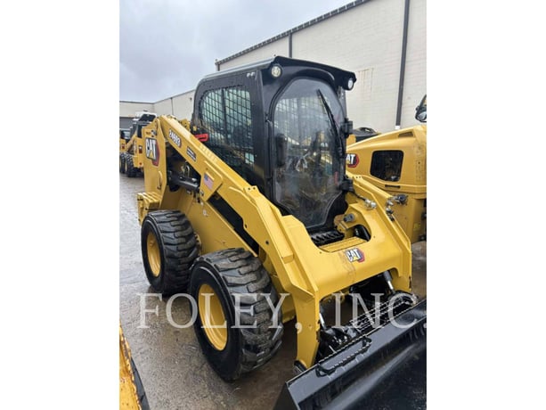 Cat 246D3, Skid Steer Loader, 150 hours, S/N: T9Z01197, 2024 - Image 2