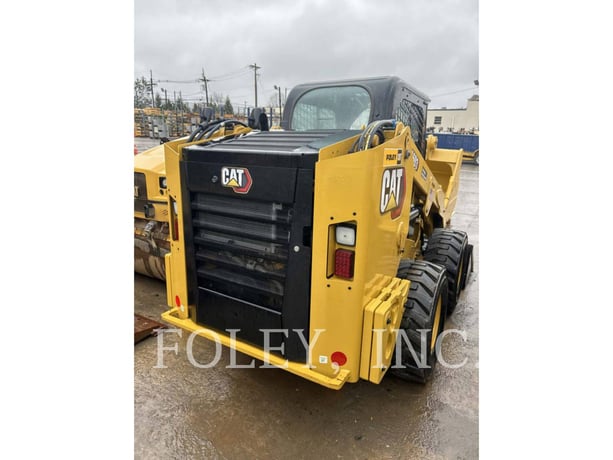 Cat 246D3, Skid Steer Loader, 150 hours, S/N: T9Z01197, 2024 - Image 3