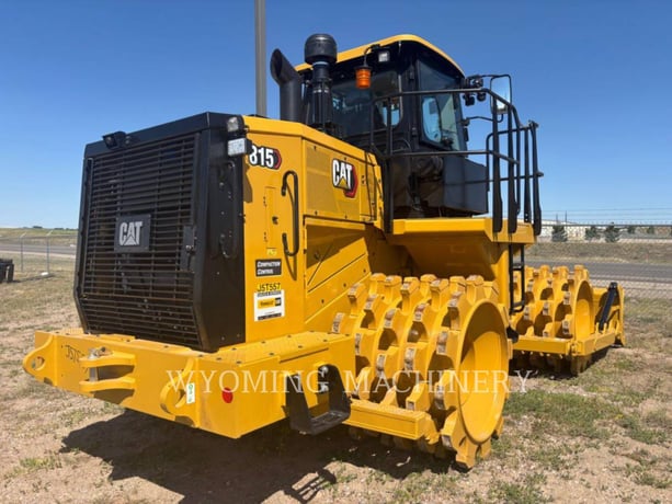 Caterpillar 815, Compactor, 27 hours, S/N: J5T00557, 2026 - Image 3