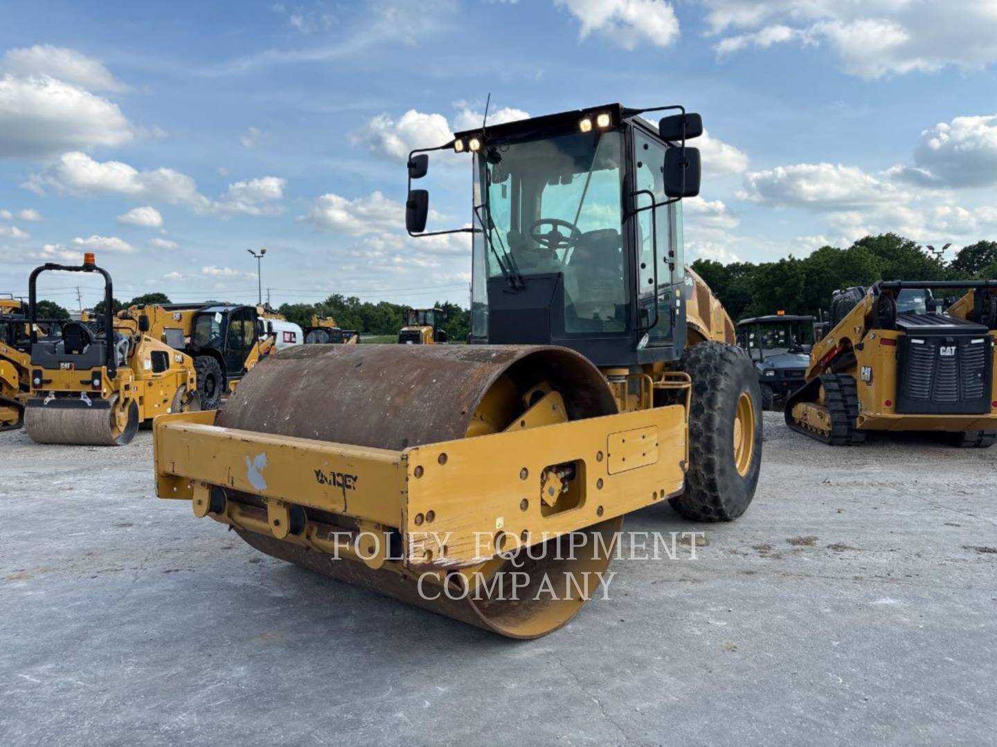 Caterpillar CS54B, Compactor, 4546 hours, S/N: CS501082, 2020 - Image 1