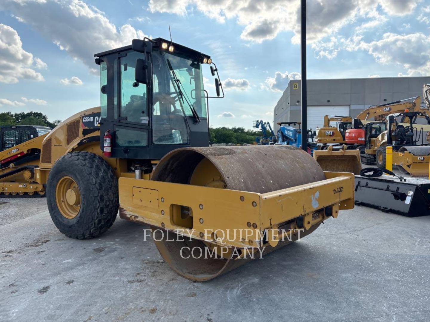 Caterpillar CS54B, Compactor, 4546 hours, S/N: CS501082, 2020 - Image 2