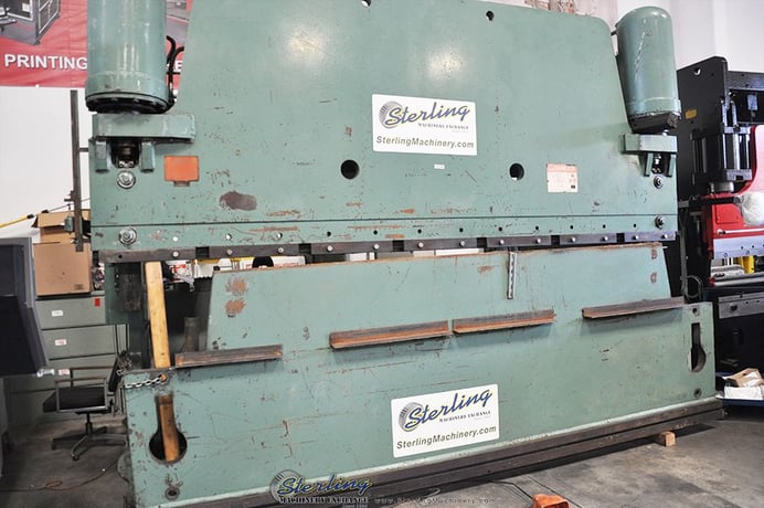 300 Ton, Pacific #300-14, 14' overall, 149" between housing, 12" stroke, 10" throat,heavy duty hydraulic,foot - Image 2