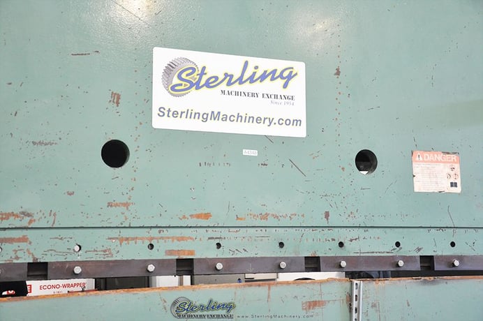 300 Ton, Pacific #300-14, 14' overall, 149" between housing, 12" stroke, 10" throat,heavy duty hydraulic,foot - Image 5