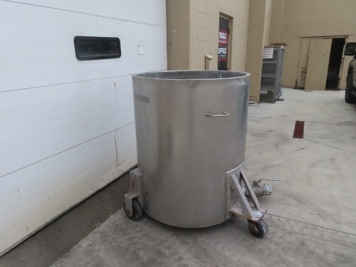 200 gallon Stainless Steel Jacketed Tank, 37.75" diameter x 52" tall tank, 3" bottom side outlet w/ ball valve - Image 1