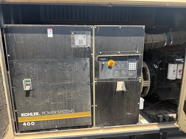 400 KW Kohler #400REOZJ, Diesel Generator, 277/480 Volt, John Deere engine, 1800 RPM, 600 amp breaker - Image 8