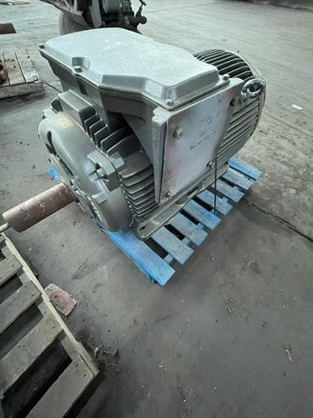 200 HP 1200 RPM Weg, Frame 447/449T, TEFCBB, 460 Volts (2 available) - Image 1