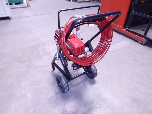 Titan #840 High Rider, Airless Paint Sprayer, IntelliSync, 3300 PSI. Max, 0.85 GPM, 1.5 HP, 120 V. - Image 2