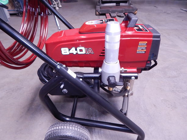 Titan #840 High Rider, Airless Paint Sprayer, IntelliSync, 3300 PSI. Max, 0.85 GPM, 1.5 HP, 120 V. - Image 4