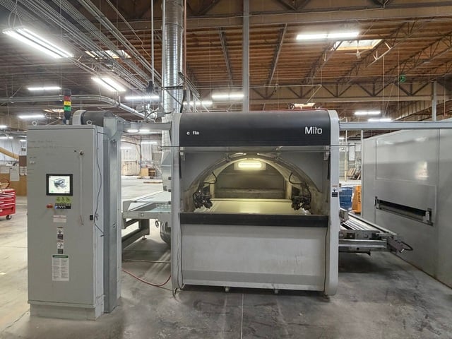 Cefla #Mito, 2P spray line, loading conveyor, 55 gallon agitator w/ elevator, 2018 - Image 3