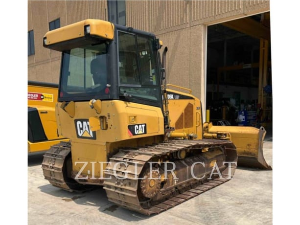 Caterpillar D5K, 9899 hours, S/N: YYY01195, 2010 - Image 3