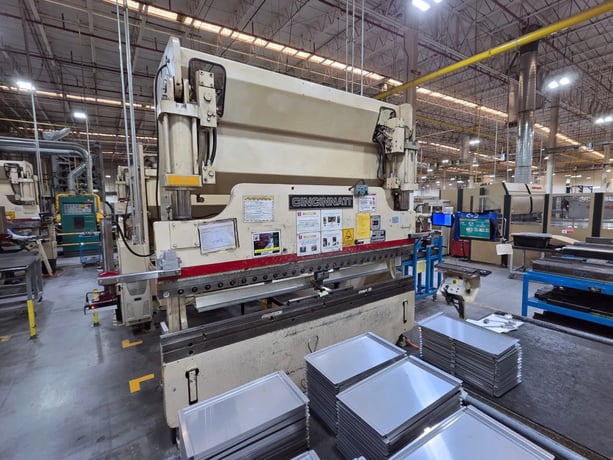 90 Ton, Cincinnati #Proform-90PF, CNC press brake, 8' overall, 78.5" between housing, 14" stroke, 7" throat - Image 2
