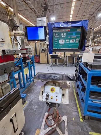 90 Ton, Cincinnati #Proform-90PF, CNC press brake, 8' overall, 78.5" between housing, 14" stroke, 7" throat - Image 4