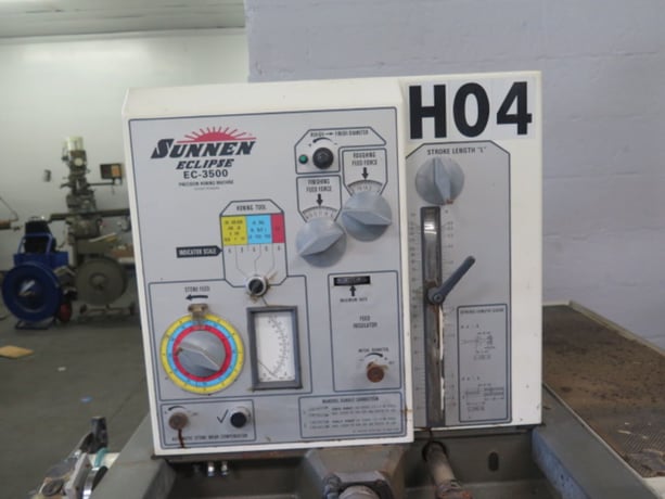 Sunnen #EC-3500-Eclipse, Horizontal Power Stroking Hone, 0.060"- 6.5" stroke, 5.5 HP, 200-3000 RPM, 1996 - Image 3