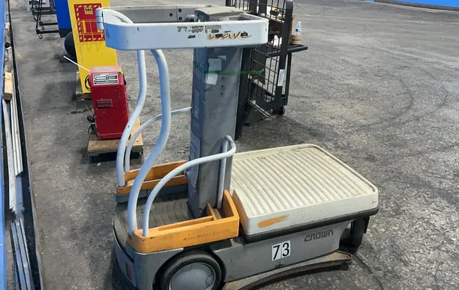 300 LB, Crown #WAV50-118, Work Assist Vehicle, 118" Platform Lift Height, 24 V. - Image 8