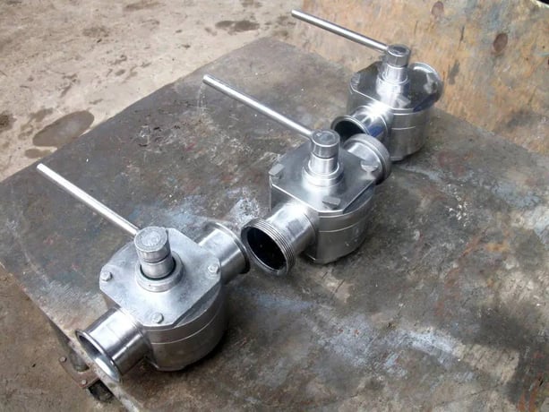 3" Koltek, 2-way Stainless Steel hand valve (3 available) - Image 8