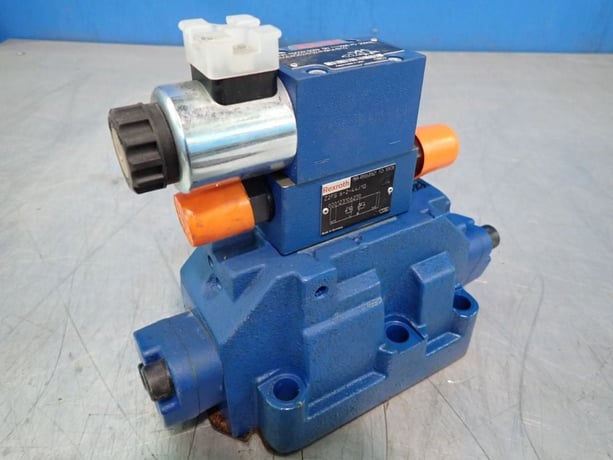 Rexroth #R900915069, Solenoid-Operated Directional Spool Valve - Image 5