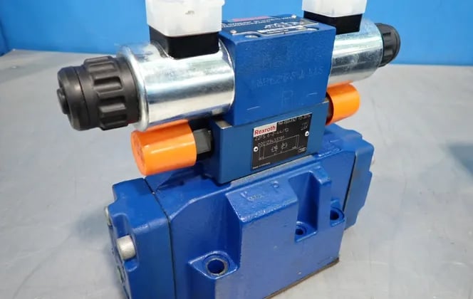 Rexroth #R901211760, Hydraulic Directional Valve (2 available) - Image 3