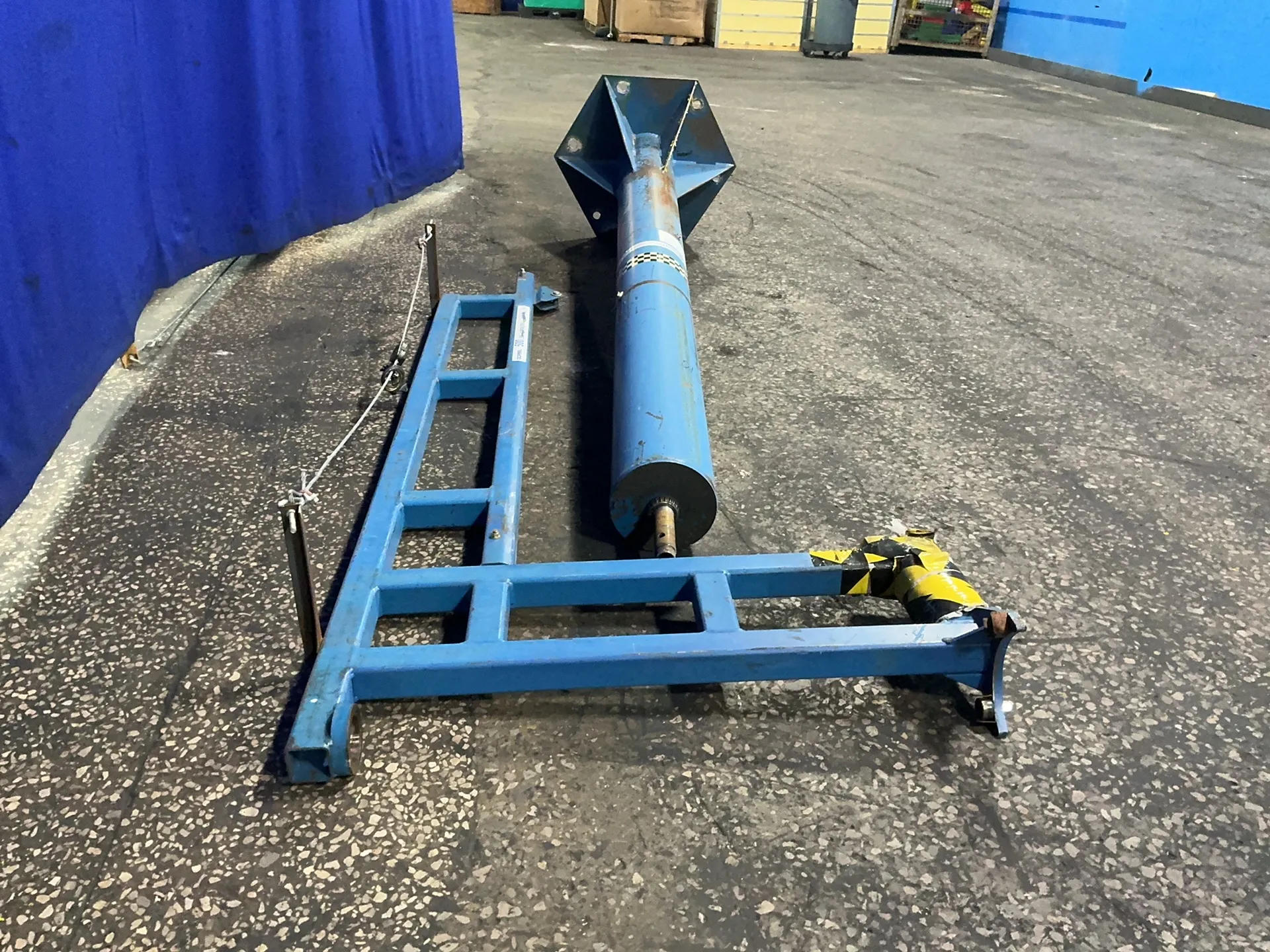 .25 Ton, Gorbel Jib Crane, 7' Span, 8" Column Width - Image 6