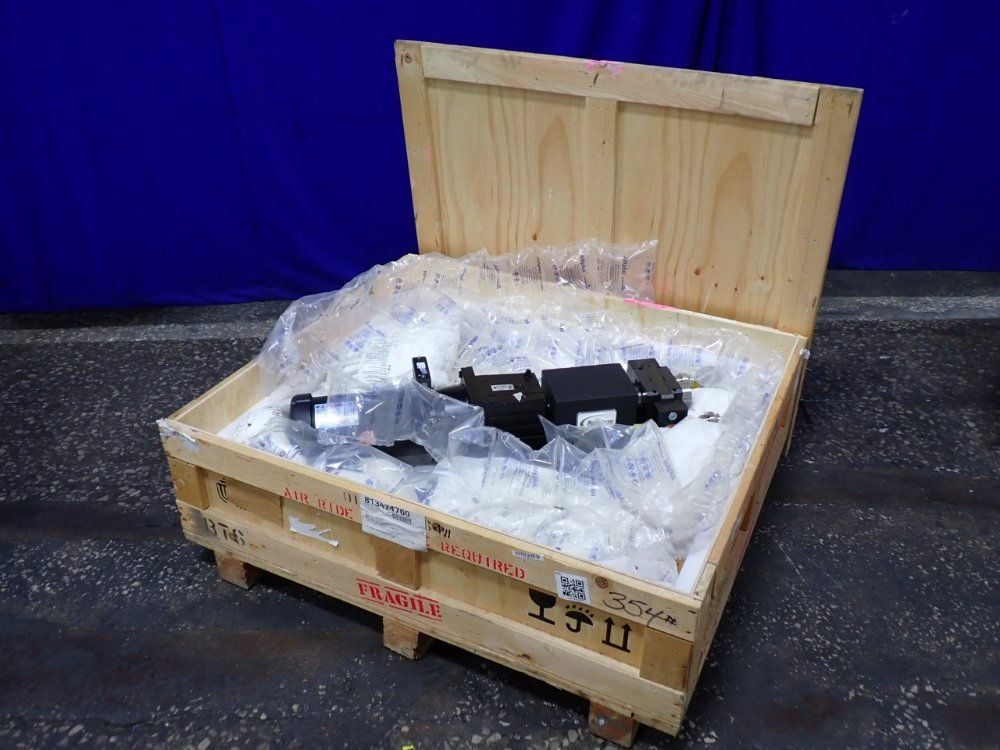 Nordson Metering Pump - Image 1