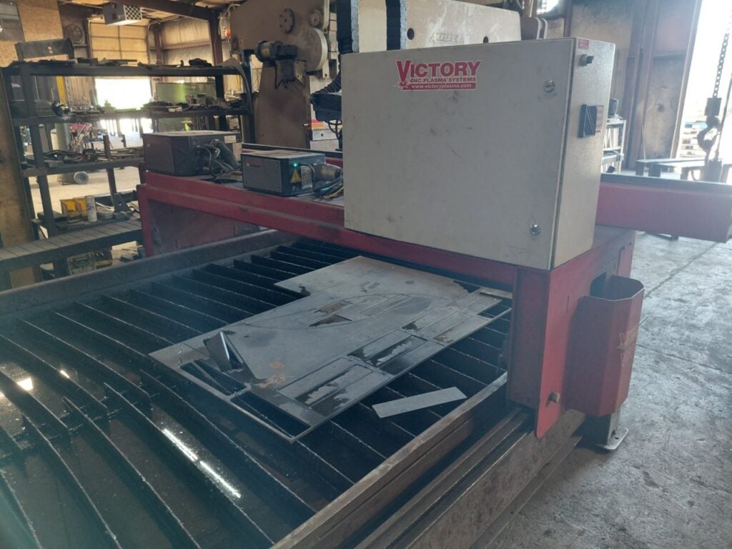Victory #5x10, CNC plasma table with Hypertherm XPR300, 5' x 10' table, Edge Connect TC Control, 2022 - Image 5