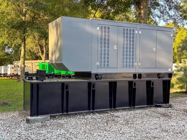 275 KW Generac #SD0275, diesel generator set, enclosed, 120/208 Volts, 3 phase, 2013 - Image 1