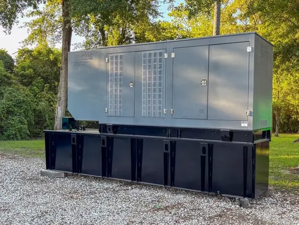 275 KW Generac #SD0275, diesel generator set, enclosed, 120/208 Volts, 3 phase, 2013 - Image 2