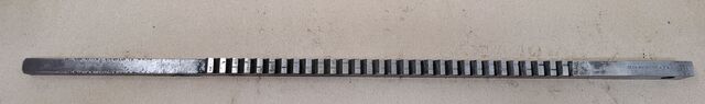 Davis, keyseater broach, 5/8" width, 7/8" height, 1/2" pitch, 27-3/8" OAL - Image 2
