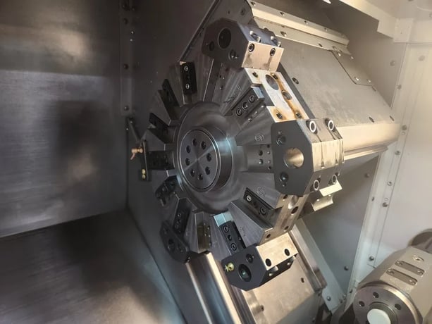 Haas #ST-10, CNC Lathe, 25.2" swing, 16.5" machining length, 14" turning diameter, 10" chuck, 1.7" bar, 15 - Image 6