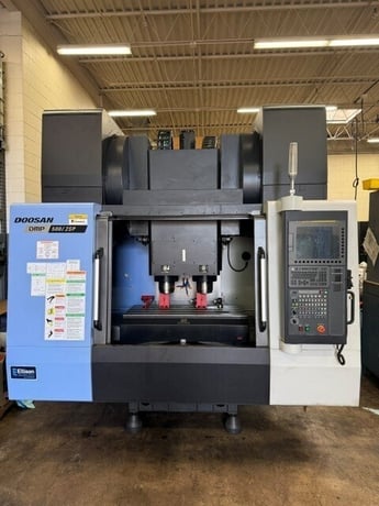 Daewoo Doosan #DMP-500-2SP, Dual Spindle Vertical Machining Center, 40.9" X, 20.5" Y, 23.6" Z, 47.25" x 20.5" - Image 1