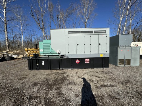 250 KW MTU #DS00250D6SPAH1574, diesel generator set, 208 Volts, 276 hours, 1800 RPM, 6R1600 engine, 2013 - Image 1