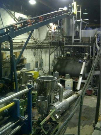 24" wide x 60' long, Carminex, V-trough belt conveyor, folds in 2 sections, TEFC drive, push-button controls - Image 7