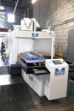 Haas #VF-5SS, 50" X, 26" Y, 25" Z, 12,000 RPM, Cat 40, 30 automatic tool changer, Midaco APC, 2 pallets, 2023 - Image 3