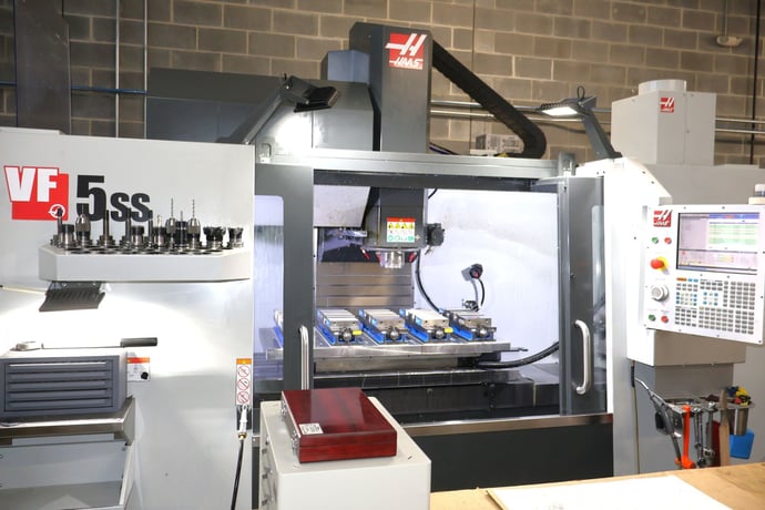 Haas #VF-5SS, 50" X, 26" Y, 25" Z, 12,000 RPM, Cat 40, 30 automatic tool changer, Midaco APC, 2 pallets, 2023 - Image 4