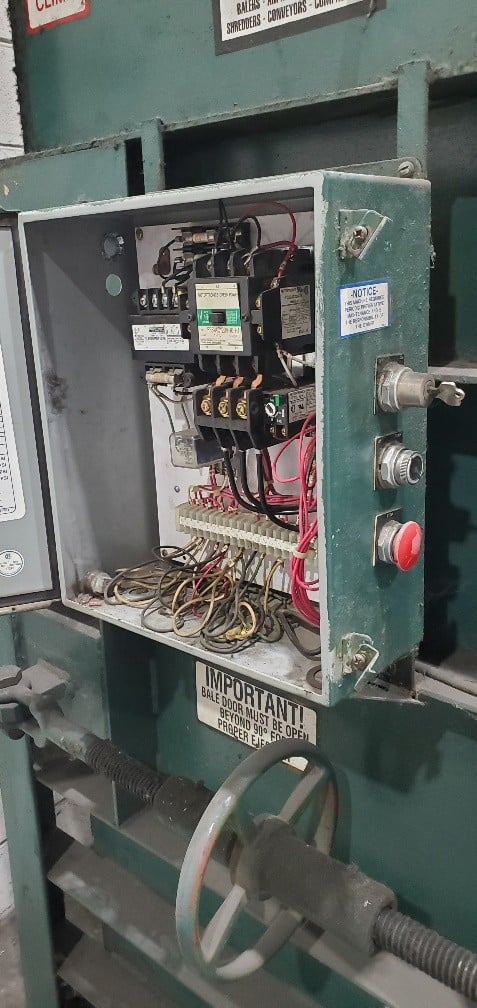 PTR Baler And Compactor Co. Cardboard Baler, Baler Compactor - Image 8