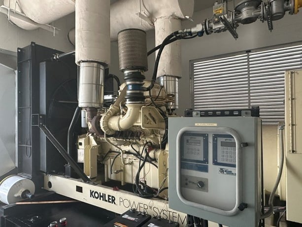750 KW Kohler #750REOZDB, Skid Mounted Bi-Fuel Generator, Diesel or Natural Gas, 750 Gallon Tank, 277/480 - Image 1