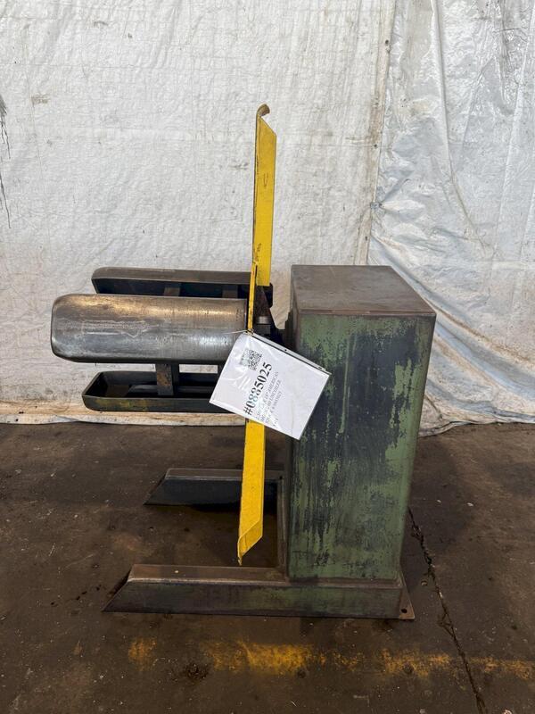 2500 lb. American #60, uncoiler, 18" width (3 available) - Image 2