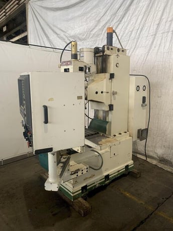 Mighty Comet, CNC vertical mill - Image 2