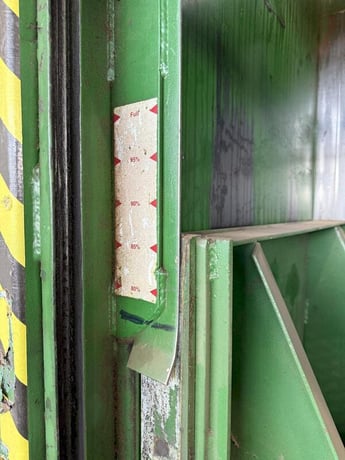 Vertical hydraulic downstroke baler - Image 9
