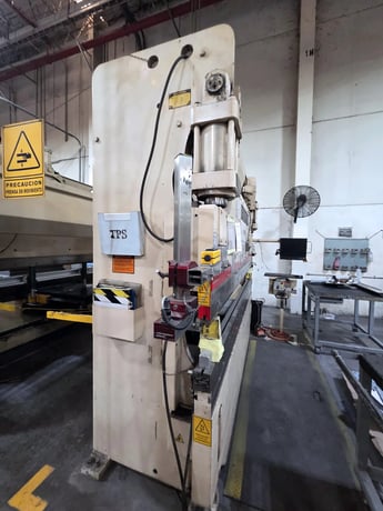 90 Ton, Cincinnati #Proform-90-PF, CNC press brake, 8' overall, 78.5" between housing, 8" stroke, 7" throat - Image 2