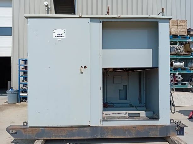 UEE, Outdoor Switchgear Cabinet, 1200 amp, 15000 Volts, NEMA 3R enclosure, 2008 - Image 5