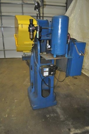 25 Ton, Rousselle #25H, horn press, 2" stroke, 6-3/4" throat, 4.5"-15.5" shut height, 2" adj., 135 SPM, 14" x - Image 3