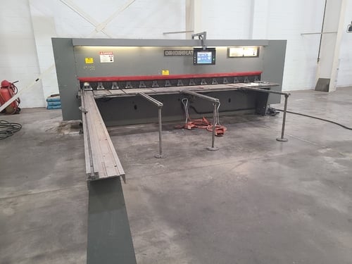Cincinnati #250HS-14, Hydraulic Shear, 170.75" max. cutting length, 3/8" max. rake, 48" back gauge, 15 HP, 16 - Image 1
