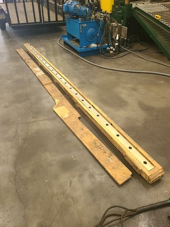 Cincinnati #250HS-14, Hydraulic Shear, 170.75" max. cutting length, 3/8" max. rake, 48" back gauge, 15 HP, 16 - Image 2
