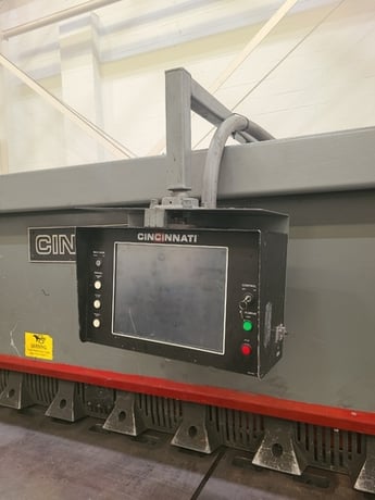 Cincinnati #250HS-14, Hydraulic Shear, 170.75" max. cutting length, 3/8" max. rake, 48" back gauge, 15 HP, 16 - Image 6