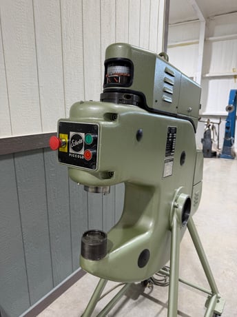 Eckold #KF320, Shrinking & Stretching Machine, Capacity: 14 Gauge Mild Steel, Throat: 13", Strokes/Min: 400 - Image 3