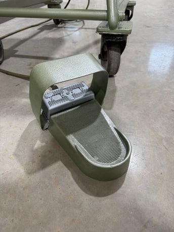 Eckold #KF320, Shrinking & Stretching Machine, Capacity: 14 Gauge Mild Steel, Throat: 13", Strokes/Min: 400 - Image 9