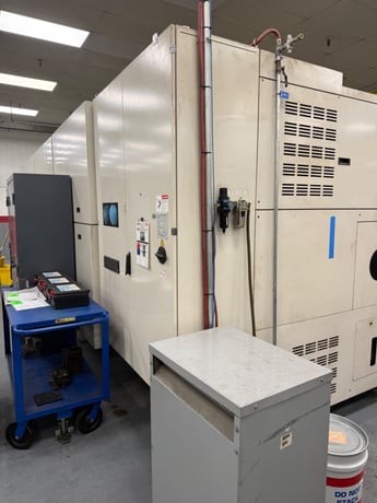 Daewoo Doosan #Puma-700LM, CNC turning center, 40.5" swing, 24" chuck, 6.5" bar, 141.7" centers, 126" length - Image 1